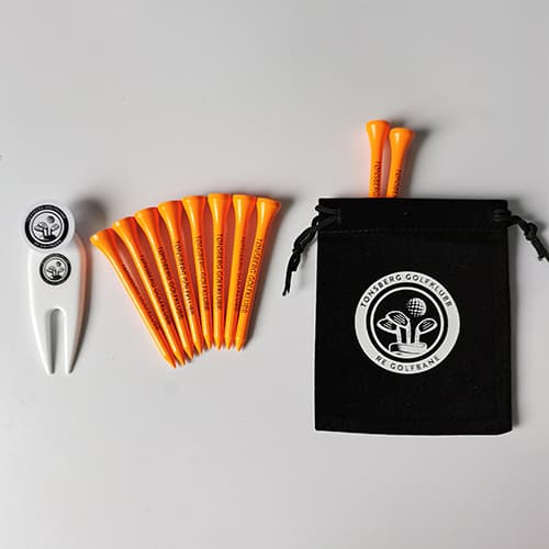 Bag with greenfork, marker and pegs
